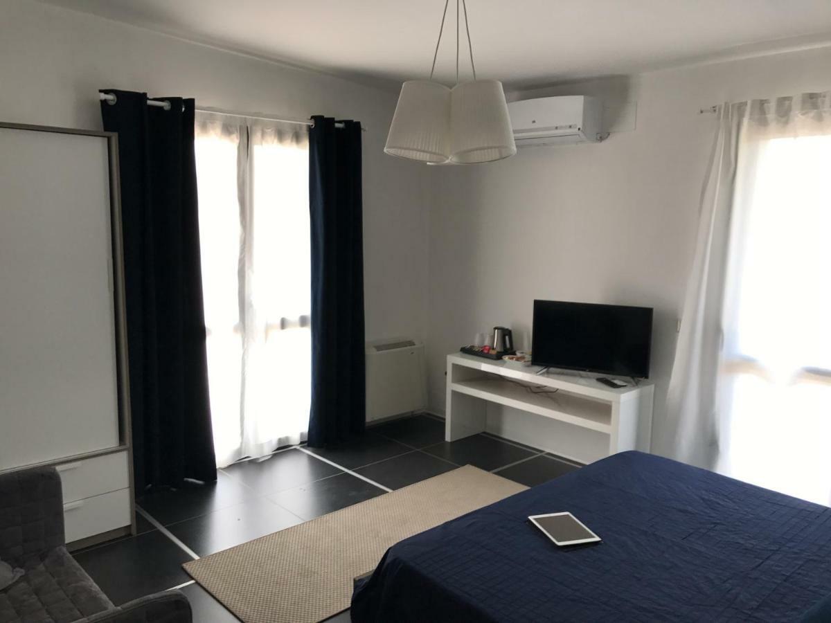 Civico 27 Otel Cosenza Dış mekan fotoğraf